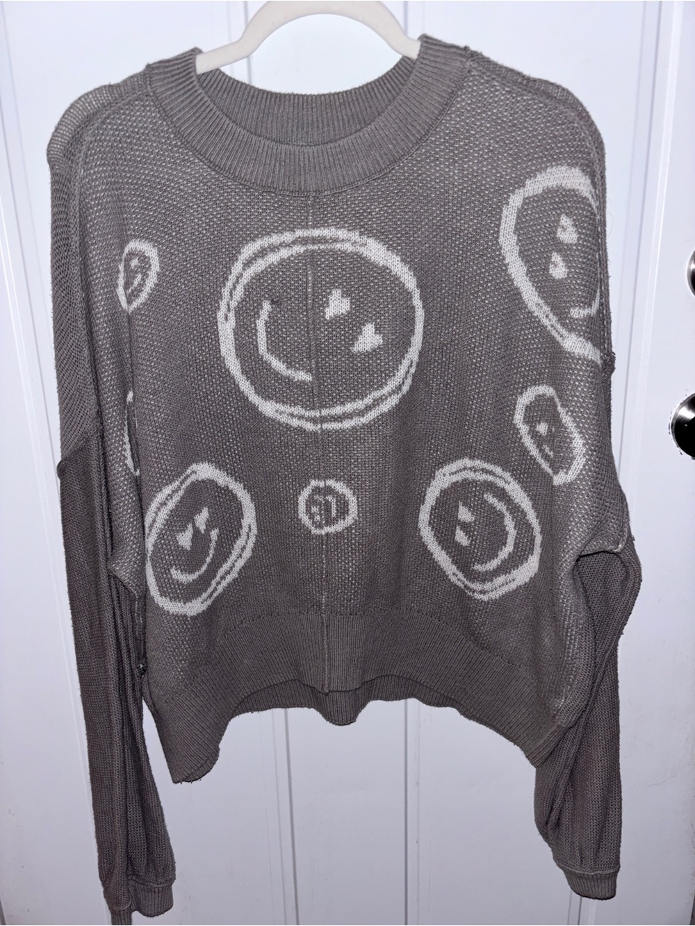 SO XL Emoji Dark Gray Crewneck Sweater w/raw hemline
